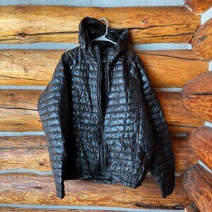 Mountain Hardwear Ghost Whisperer hoody. Black. Men's L. Flaws
